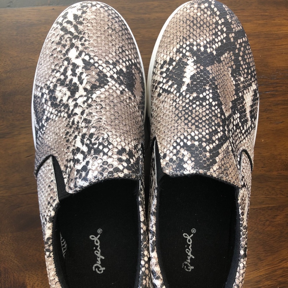 Snakeskin shoes